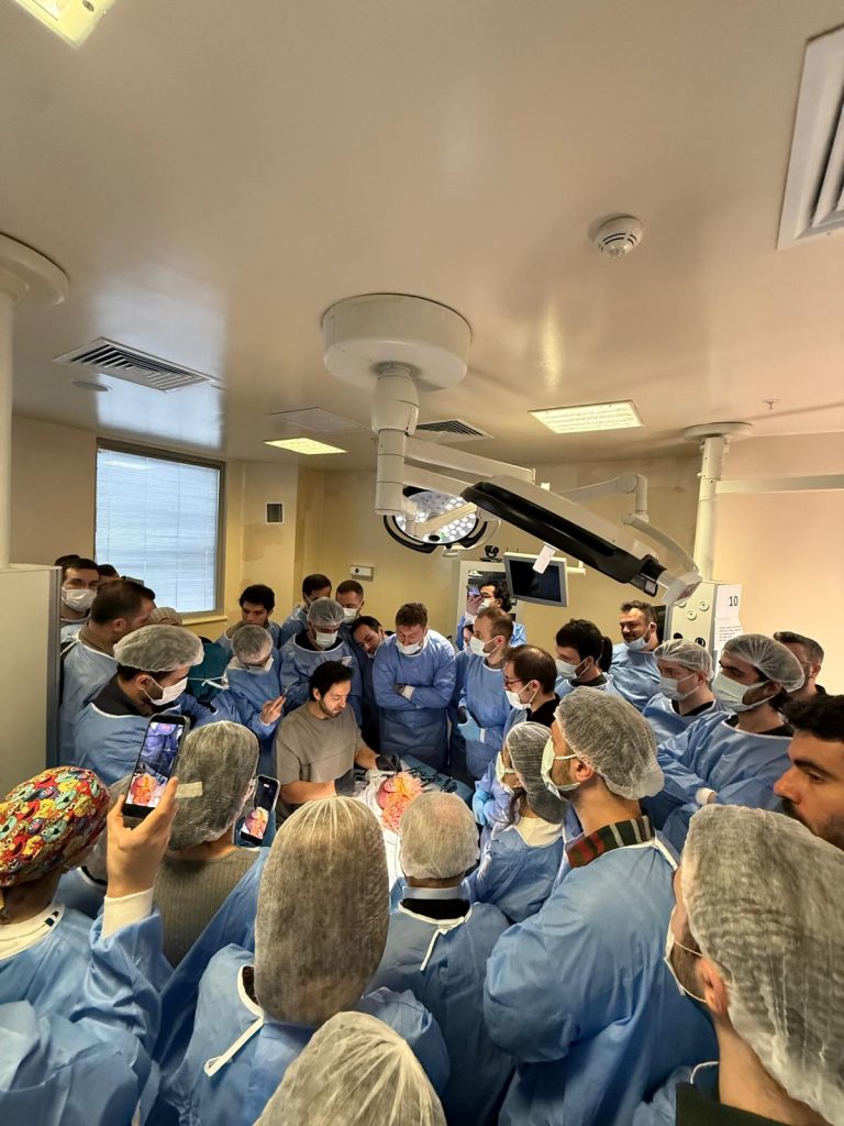 Facesurgerist Kadavra Kursları 1